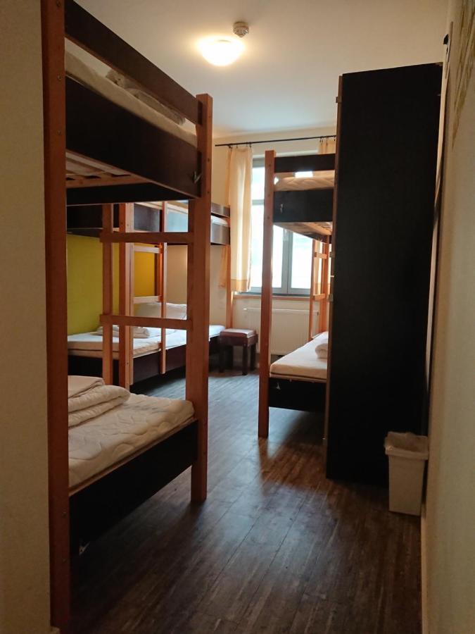 Bed 6-Bed Dormitory Room,1124015886:JPEG
